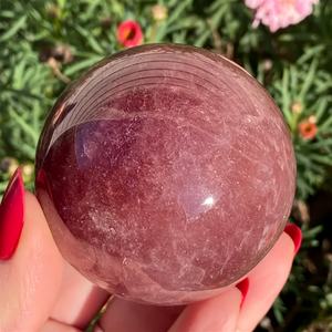 Esfera de cristal de cuarzo rojo natural al por mayor, bola de piedra preciosa curativa de alta calidad para decoración del hogar - Product Image 2