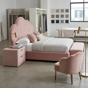 Lit rembourré en velours moderne en forme de nuage - Lit plateforme élégant avec tête de lit festonnée rose pour filles et adultes - Product Image 1