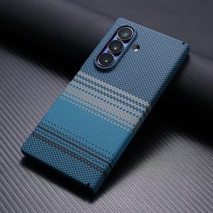 Étui de téléphone magnétique VAWI en fibre de carbone de luxe pour <span class=keywords><strong>Samsung</strong></span> Z Fold 8 7 6 <span class=keywords><strong>5</strong></span>, recharge sans fil, ultra fin, coque antichoc en PC - Product Image 4