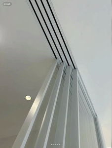 ประตูกระจกอลูมิเนียม Zcsung สำหรับระเบียง ป้องกันพายุเฮอริเคน ปิดผนึกแน่น แบบยกขึ้น-ลง และแบบเลื่อนคงที่ - Product Image 6