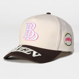 Casquette de baseball ajustable avec broderie florale personnalisée pour femmes, chapeau de sport d'été en design bicolore - Product Image 1