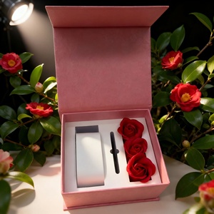 Boîte à montre pour femme haut de gamme plaquée or rose avec logo personnalisé et finition bronzée pour un cadeau d'anniversaire ou de la Saint-Valentin - Product Image 4