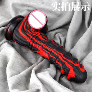 Bamboescheuten-vormige, extra grote, dikke, realistische dildo voor volwassenen. - Product Image 2