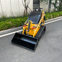 Mini Caricatore Frontale Compatto, Skid Steer Loader 4x4 a Trazione Integrale, Diesel Certificato EPA Tier 4 con Trivella, Alta Efficienza per l'Agricoltura