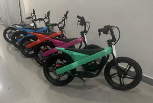 Scooter <span class=keywords><strong>électrique</strong></span> de qualité supérieure pour enfant, en alliage d'aluminium, <span class=keywords><strong>16</strong></span> <span class=keywords><strong>pouces</strong></span>, cadeau cool, bon marché, 2024, 24V300W - Product Image 6