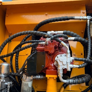 Excavatrices Hyundai d'occasion à bas prix, excavatrices sur roues d'origine, grande excavatrice Hyundai 210 d'occasion, pelle hydraulique d'occasion Hyundai - Product Image 6