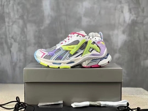 Chaussures de sport de luxe de qualité supérieure avec semelles épaisses respirantes et antidérapantes, chaussures de marche tendance et à la mode - Product Image 3