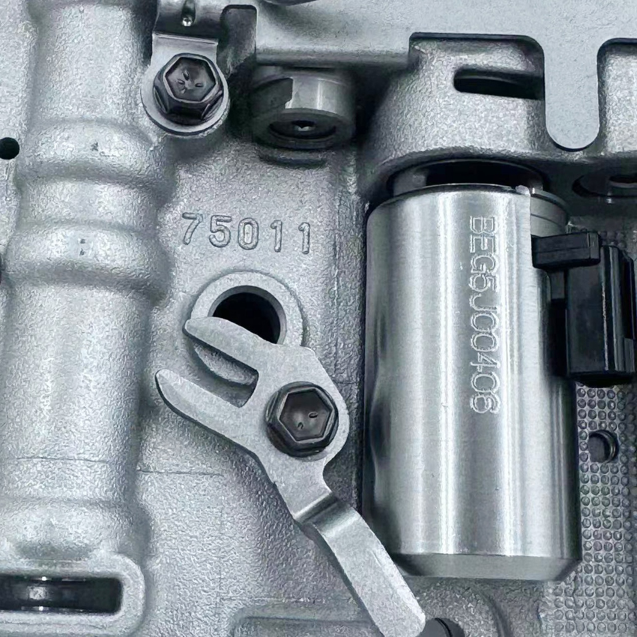 AT6 Transmission Gearbox Valve Body for Peugeot Citroen