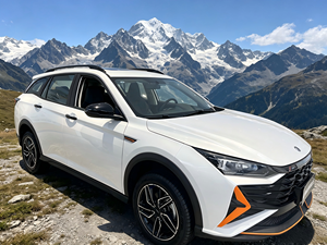 Dongfeng Aeolus Yixuan GS Mach Edition 2025, 1.5L 6DCT Star Edition, SUV de 5 Puertas y 5 Plazas, Bajo Consumo de Combustible - Product Image 1