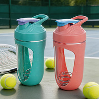 Bouteille shaker de sport colorée 680 ml sans BPA pour protéines, fitness et entraînement, avec mélangeur intégré pour la gym
