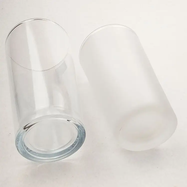 Großhandel gefrostetes weißes Glas Schütze 2 Unzen 60 ml hoher Schuss Gläser Blanks amerikanischer Stil handgefertigter Becher mit individuellem Logo