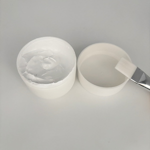 R Instant White éclaircit les taches masque corporel à l'argile correcteur réduire les dépôts de mélanine masque corporel à l'<span class=keywords><strong>acide</strong></span> tranexamique niacinamide arbutine - Product Image 6