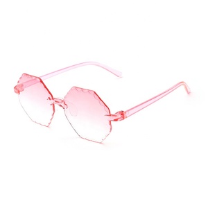 DOISYER al por mayor de <span class=keywords><strong>los</strong></span> niños gafas de <span class=keywords><strong>sol</strong></span> accesorios niñas dulces de plástico de Color sin montura niños gafas de <span class=keywords><strong>sol</strong></span> - Product Image 4
