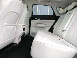 Changan <span class=keywords><strong>Z6</strong></span> Idd SUV 5 places, véhicule à énergie nouvelle, <span class=keywords><strong>hybride</strong></span>, SUV à énergie nouvelle, autonomie de 200 km, véhicule électrique - Product Image 6