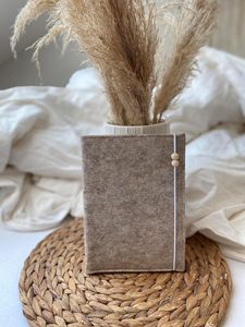 Bán Buôn Màu Be Tùy Chỉnh Thai Sản Tài Liệu Bìa Gia Đình Mutterpass Trống Cảm Thấy Người Giữ Hộ Chiếu Cho Mutterpass - Product Image 3