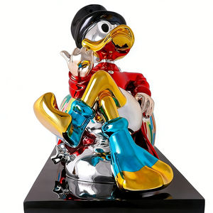 Escultura Personalizada de Fibra de Vidrio y Resina, Estilo Moderno para Exteriores, Escultura de Scrooge McDuck Cromado, Escultura de Pato Donald Amarillo, Estilo Pop Art - Product Image 4