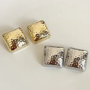 2024 New Arrival Fashion Jewelry Vintage Metal Pattern Earrings Geometric Minimalist Sexy Square Stud 18K Gold Plated Earrings