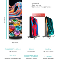 Nuovo prodotto P2.5 alluminio video pubblicitari piano mobile in piedi Poster con schermo Wifi controllo portatile pieghevole Led Poster Display