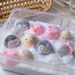 LuckyKoo Taba Squishy Mignon Anti-Stress en TPR en Forme d'Animaux (Pingouin, Canard, Cochon, Poussin) ou de Boule – Jouet Populaire pour Soulager le Stress - Product Image 2