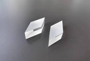 Lăng kính góc phải với các loại và vật liệu khác nhau có độ chính xác cao - Product Image 5