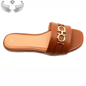Scarpe basse da donna <span class=keywords><strong>di</strong></span> alta <span class=keywords><strong>qualità</strong></span> antiscivolo antiscivolo per la vendita diretta in fabbrica <span class=keywords><strong>di</strong></span> <span class=keywords><strong>pantofole</strong></span> leggere da donna - Product Image 4