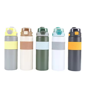 Bouteille isotherme en acier inoxydable à double paroi de 600 ml pour sports de plein air et voyages, avec couvercle à clapet - Product Image 6