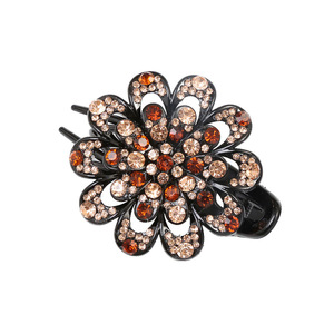 Nouvelle pince à cheveux à trois dents de style coréen et japonais pour femmes, avec un design de fleur en strass, antidérapante, accessoires pour cheveux, idéale pour un cadeau - Product Image 5
