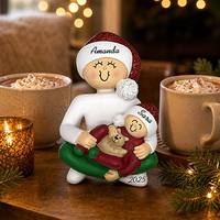 Figura de Resina de Navidad de Padre, Madre y Bebé, Osito de Peluche Abrazando la Rodilla, Sombrero de Santa, Cuna, Adorno Colgante para Árbol, Regalo Conmemorativo