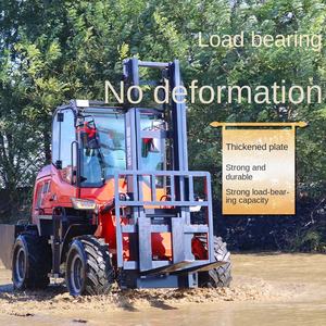 Montacargas Multifuncional de Cuatro Ruedas con Tracción en las Cuatro Ruedas, Integrado, de 3, 4, 5 y 6 Toneladas, para Construcción, Almacén, Manipulación y Apilamiento - Product Image 2