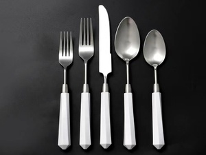 Qzq Bán Buôn Phương Tây Số Lượng Lớn Nghiền Nát Kim Cương Tím Màu Xanh Lá Cây Wedding Party Màu Acrylic Dao Kéo Flatware Bạc Bộ - Product Image 2