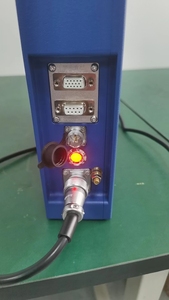 Machine d'essai de diamètre de jauge de diamètre de câble ou de tuyau de fil 3025 Instrument de mesure biaxial de diamètre