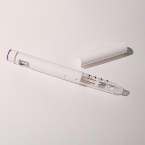 <b>White</b> Disposable Personal Care <b>Pen</b> with Clean Minimalist Design for Easy Daily Use and Liquid Application - Product Image 3