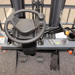 שטח קשה דיזל מלגזה <span class=keywords><strong>4</strong></span> x4 כונן גלגל 3ton עם 3000 מ "מ עד גובה הרמת 6000 מ" מ - Product Image 6