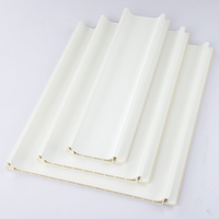 Sistema de Paneles de Pared de PVC Curvos, Impermeables e Ignífugos, con Diseño Moderno para Proyectos Interiores y Exteriores