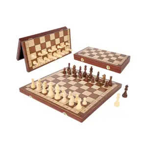 热卖高品质木制玩具棋盘游戏便携式可折叠磁性象棋套装