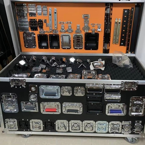 Mạ kẽm trường hợp chuyến bay phụ kiện phần cứng hộp công cụ với bướm chốt khóa móc Carton Đóng Gói - Product Image 1