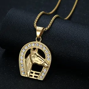 Hip Hop Iced Out Diamond Horse Horsehead Pvd Acero inoxidable Joyería fina de moda Colgantes Collares 18K Chapado en oro para mujeres - Product Image 2