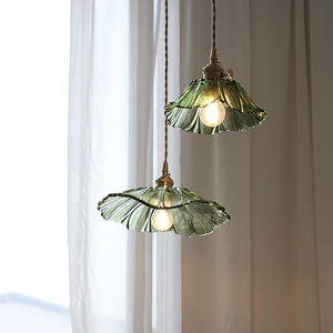 Lámpara de Araña de Latón Retro Verde con Cristal, Lámparas Colgantes de Colores Personalizadas para Comedor, Estilo Nórdico para Iluminación de Casas de Huéspedes - Product Image 3