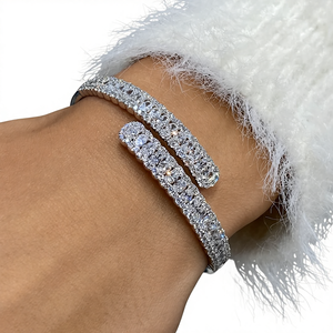 สร้อยข้อมือทองคำแท้14K สำหรับผู้หญิงได้รับการรับรองจาก VVS ทำในอินเดีย5.79 CT IGI - Product Image 1