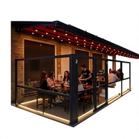 Pérgola Moderna de Aleación de Aluminio con Paneles de Vidrio Retráctiles, Diseño Ecológico e Impermeable, Marco con Recubrimiento de Polvo Negro, Motorizada