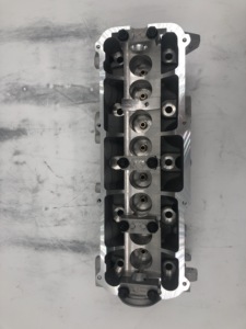 V-W Pointer 1.8 8V kombi 1800 güvenilir motor yedek parçaları tedarikçisi için komple silindir kafası montajı - Product Image 2