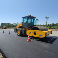 Compacteur vibrant d'occasion de 26 tonnes pour travaux routiers et de fondations