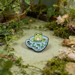 เข็มกลัดเคลือบลายนกแก้วแบบขายส่ง, เข็มกลัดติดเสื้อผ้าและกระเป๋าลายการ์ตูนน่ารัก, รับทำงานศิลปะตามสั่ง, ยินดีรับคำสั่งซื้อจำนวนมาก - Product Image 3