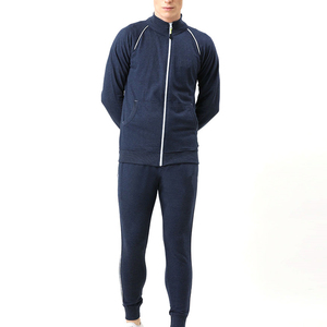 Survêtements pour hommes en coton 100% respirant et à séchage rapide, vente en gros, logo personnalisé imprimé, survêtements décontractés pour hommes - Product Image 1