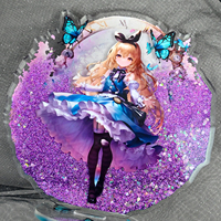 Pikakey Standee en acrylique personnalisé, style anime kawaii, avec base ronde liquide à sable mouvant et breloques découpées de forme irrégulière