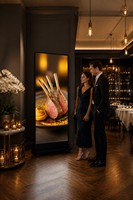 Lecteur publicitaire LED tout-en-un GOB P1.8 Slim avec contrôle WiFi par téléphone, HDR10 et luminosité de 600 nits pour les magasins, les centres commerciaux et la vente au détail