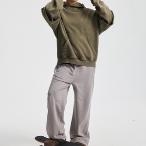 Proveedor de Sudaderas con Capucha al por Mayor, Personalizadas, con Detalles de Borde Desgastado, Efecto Desteñido por el Sol, Teñidas con Tinte y Lavado Ácido, Estilo Urbano para Hombre - Product Image 4