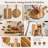 Planche à découper en bois d'acacia festonné avec poignée portable, grand plateau de service décoratif à bords ondulés, planche à découper pour pain, fruits et viande