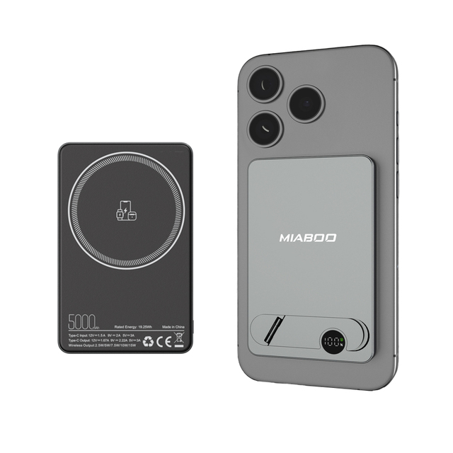 Fast Charging Power Bank 5000mAh PD 20W Super Thin Magsaferred Power Bank With Kickstand Wireless Mag Battery Pack For iPhone