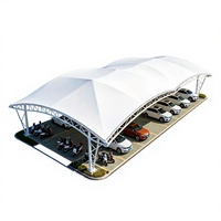 Abri de voiture en membrane tendue architecturale, tissu enduit de PVDF, acier galvanisé, résistant aux UV, auvent de stationnement extérieur